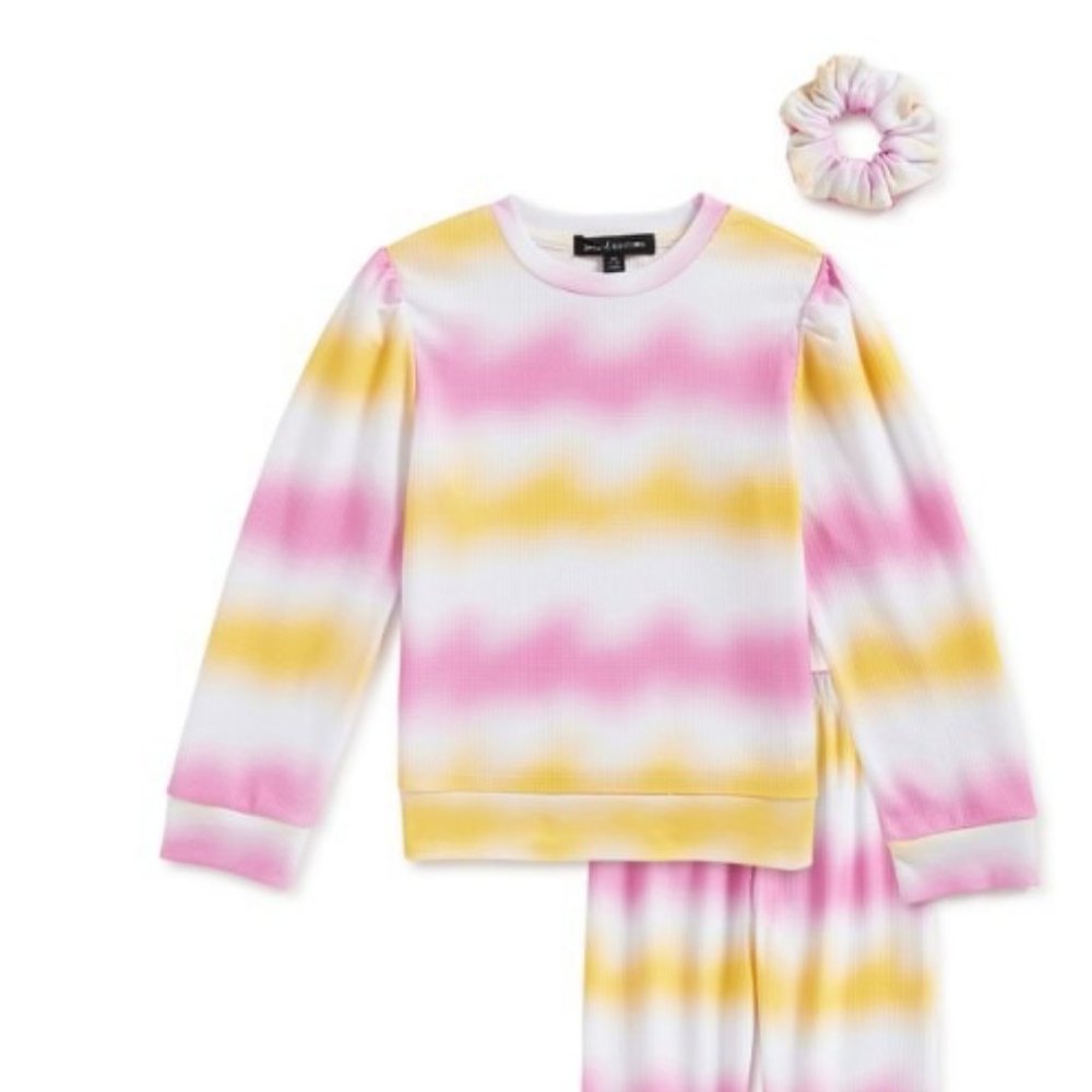 Girls 2-Piece Pajama Set with matching Scrunchie